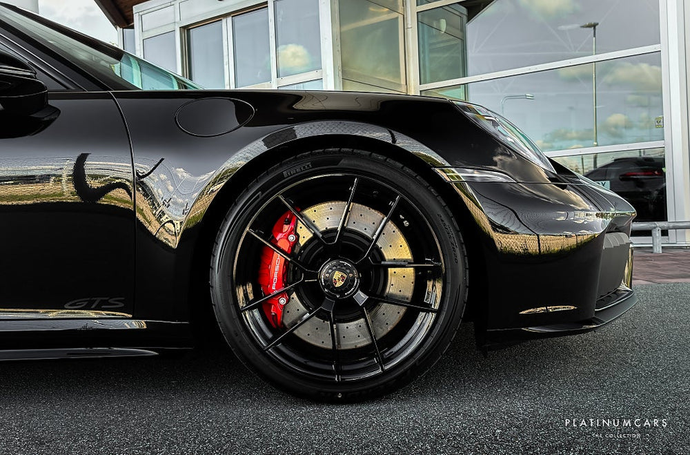 Porsche 911 992.2 Carrera 4 GTS 540hk / Matrix / Titan / Kolfiber