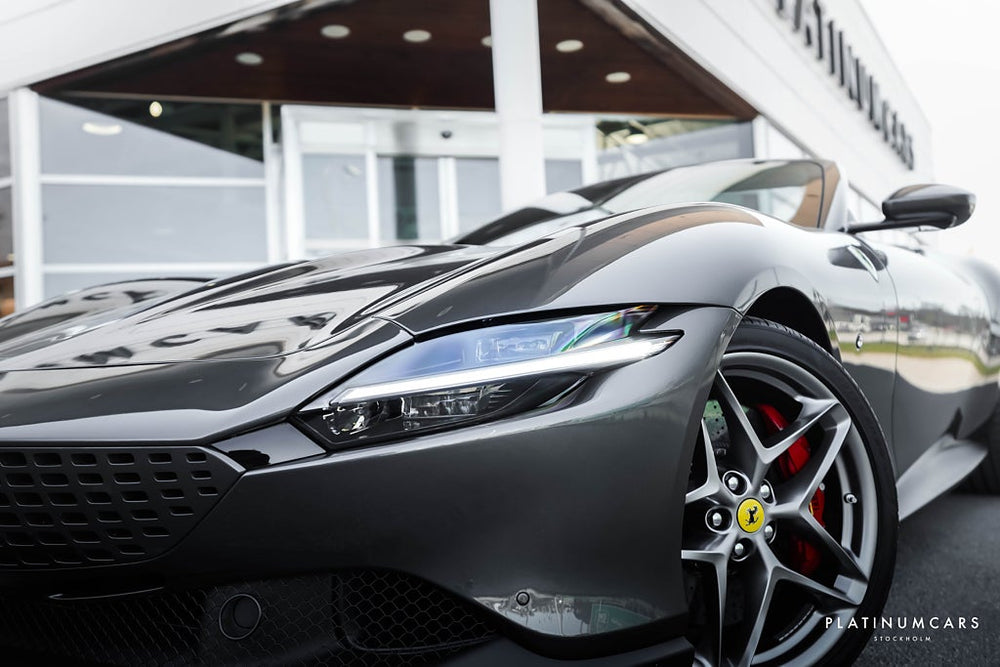 Ferrari Roma Spider 620hk / Carbon / LEASEBAR