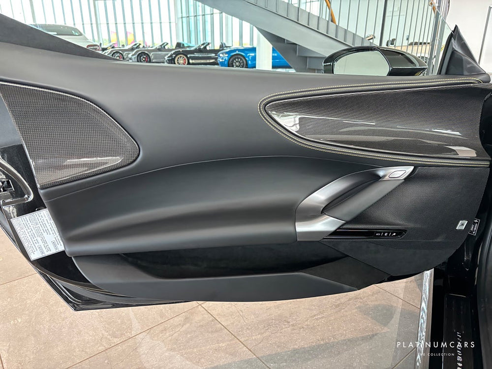 Ferrari SF90 Spider 1000hk / FIORANO / Sv.såld / LÅGA MIL