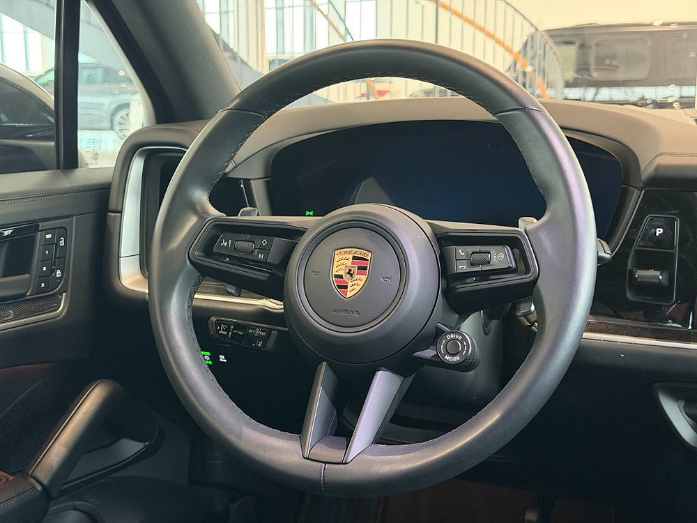 Porsche Cayenne S E-Hybrid 520hk / SportDesign / BOSE / Pano / Drag / HUD