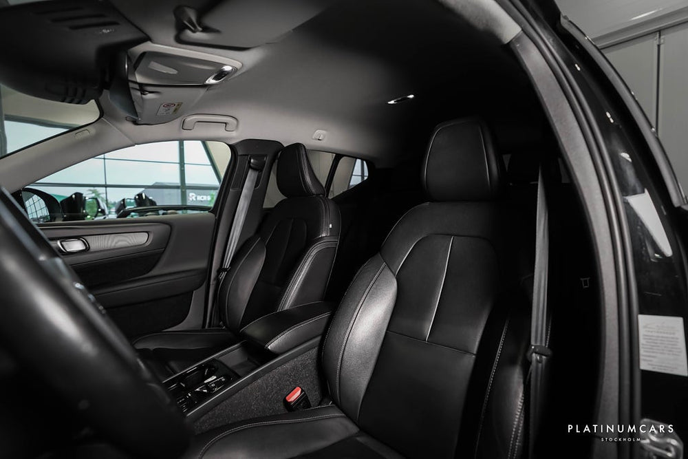 Volvo XC40 Recharge T5 Inscription / LEASEBAR / Värmare / Dragkrok