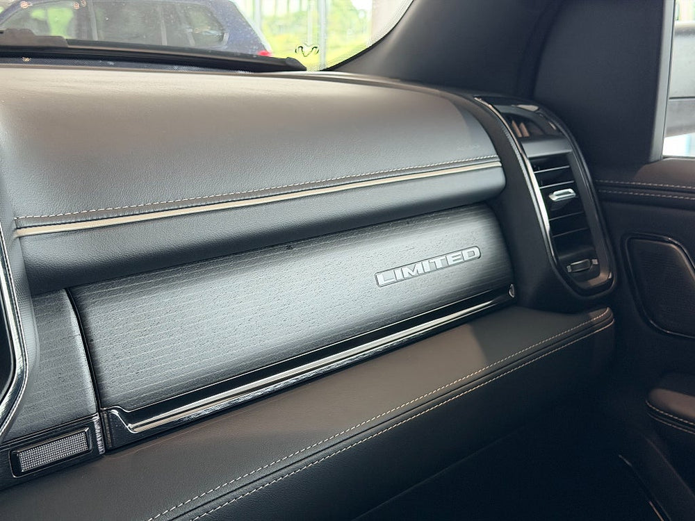 RAM 1500 Limited Night Edt Rambox Crew Cab / 5,7L V8 HEMI 401hk