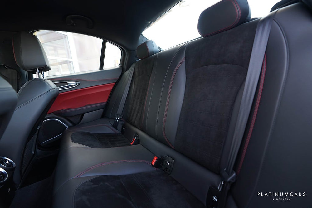 Alfa Romeo Giulia Quadrifoglio 510hk / Kolfiber /  H&K