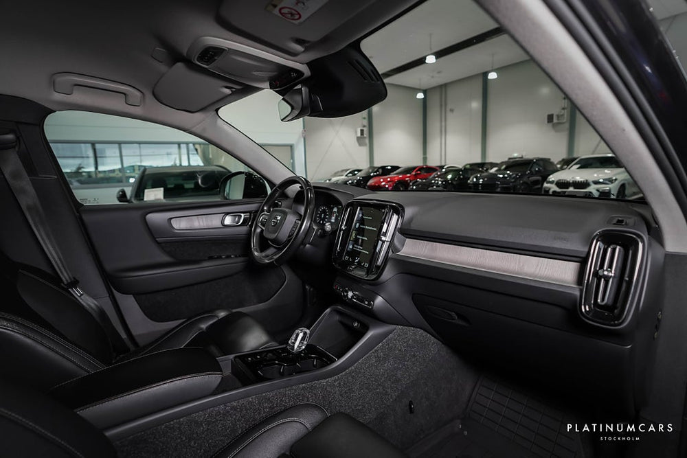 Volvo XC40 Recharge T5 DCT Inscription FWD / LEASEBAR / Värmare