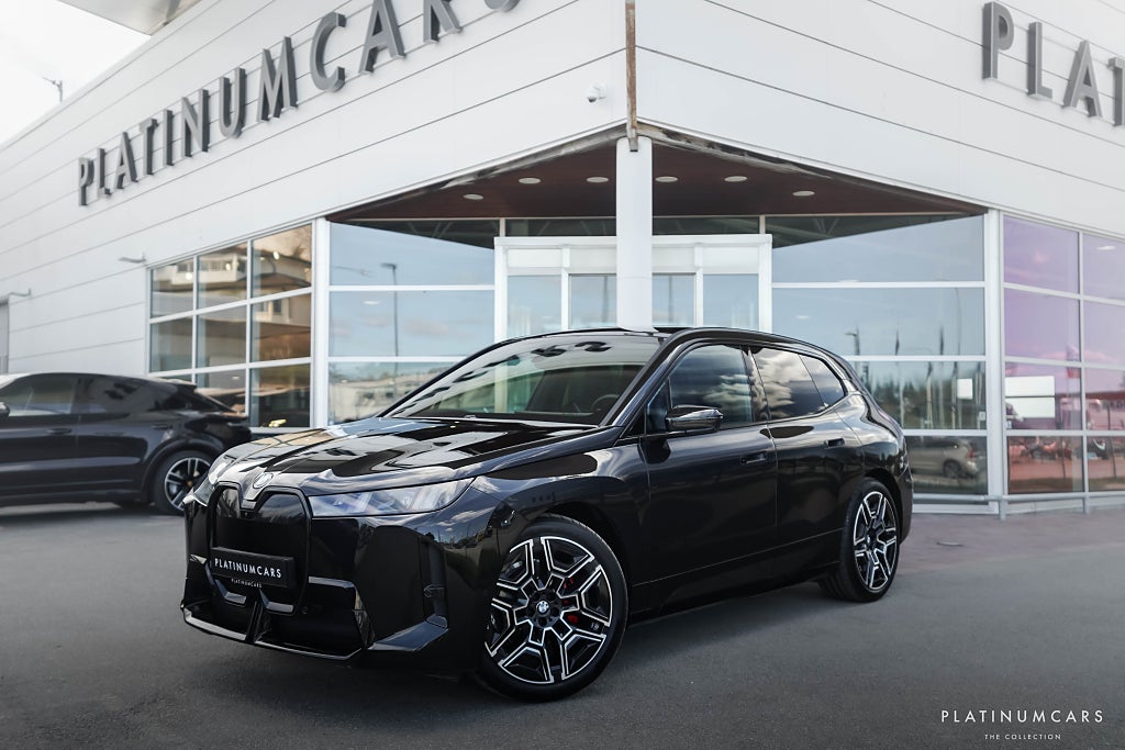 BMW iX xDrive60 M Sport Pro 544hk / LEASEBAR / Innovation