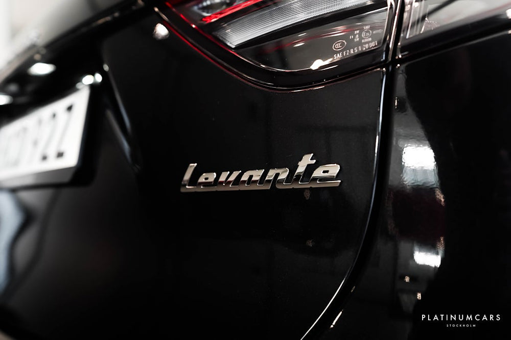 Maserati Levante V8 Ultima 580hk Limited 1 of 103 / LEASEBAR / Carbon