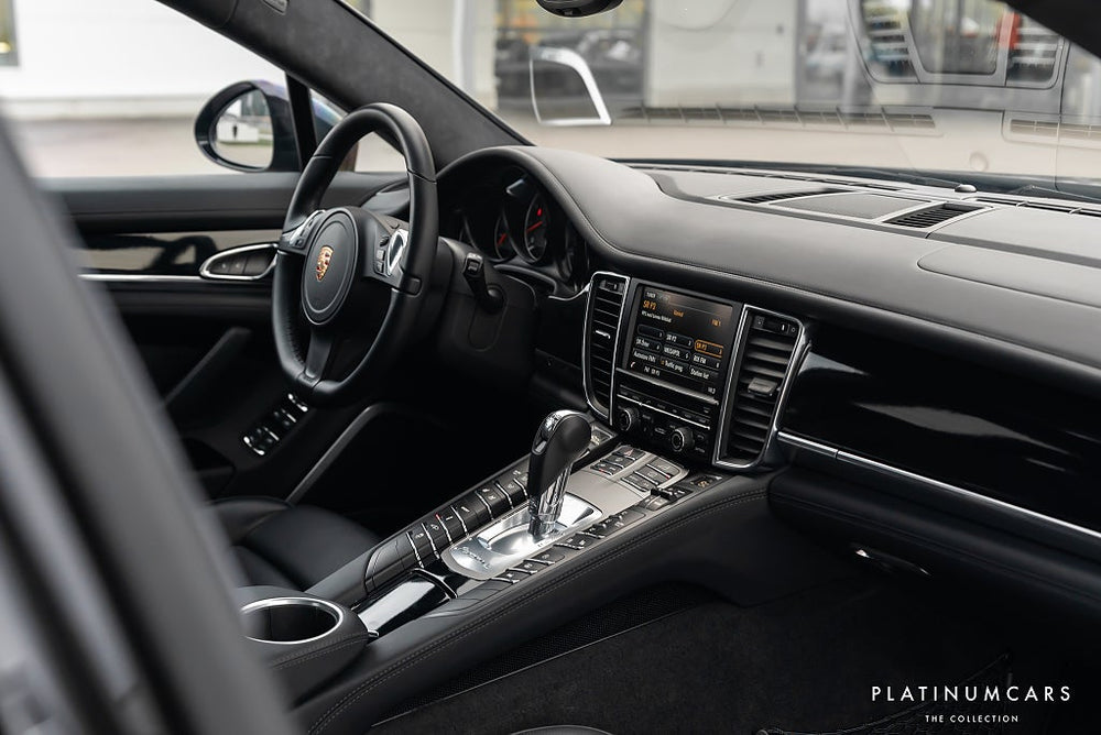 Porsche Panamera Turbo PDK 520hk / Taklucka / Burmester