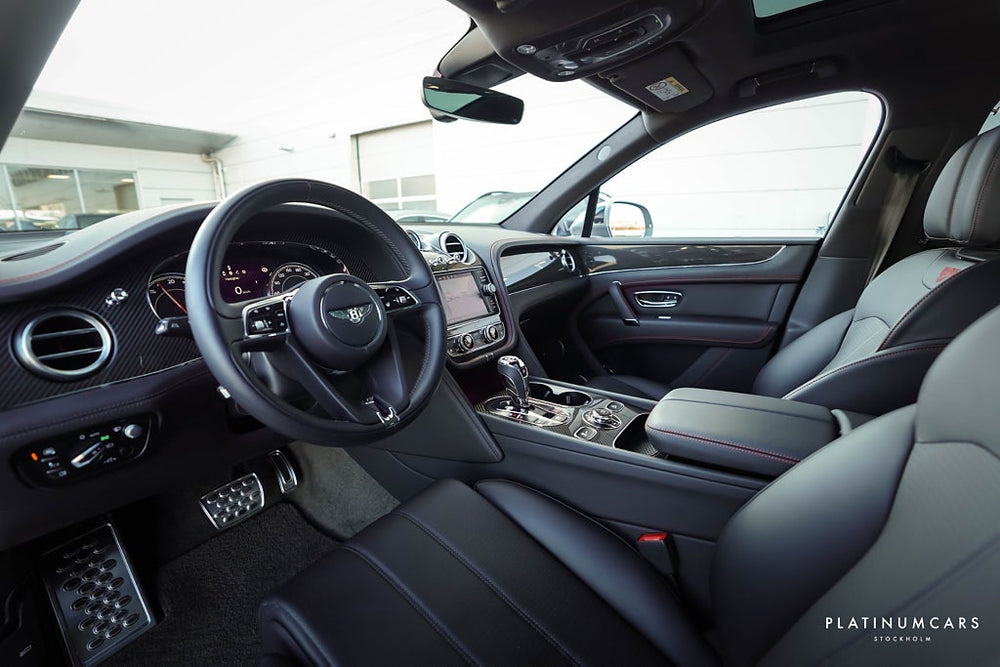 Bentley Bentayga Hybrid Blackline / Mulliner / Naim / Kolfiber