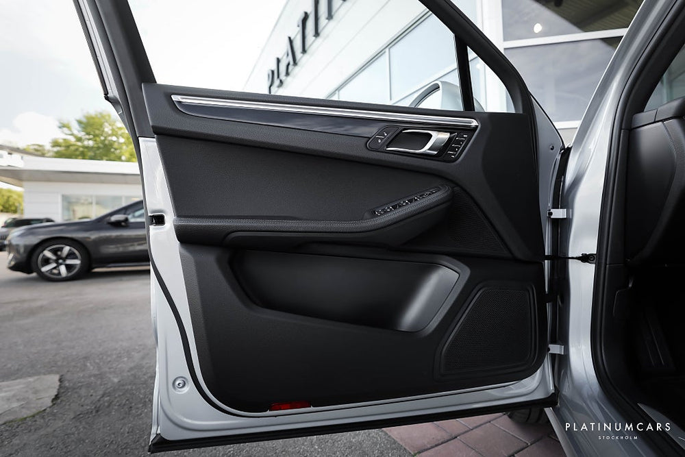 Porsche Macan S Diesel PDK 258hk / Sv.Såld / SportDesign / Pano