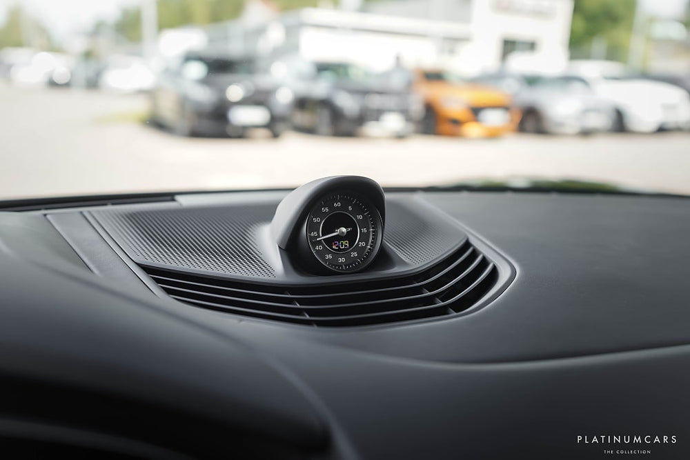 Porsche Taycan Turbo S Cross Turismo 761hk / 18-vägs / Kolfiber