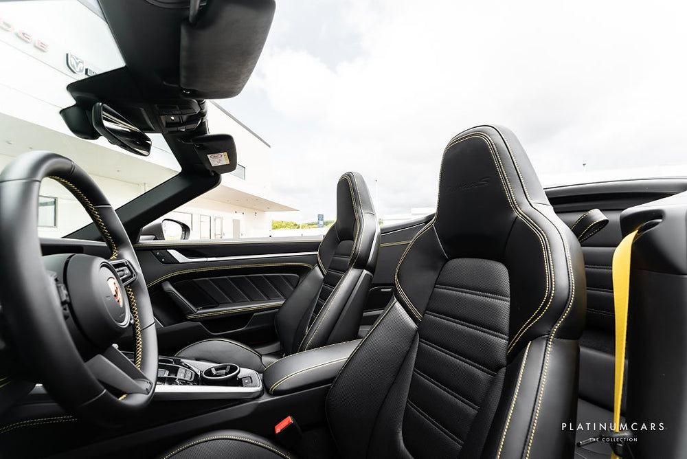 Porsche 911 992 Turbo S Cab PDK 650hk 2024 / Sv.såld
