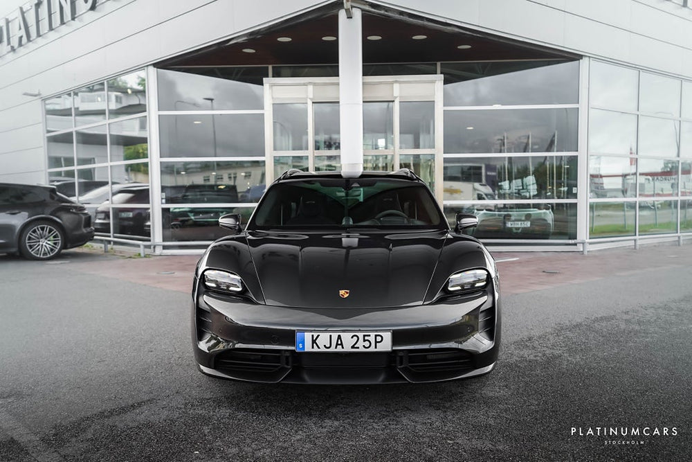 Porsche Taycan GTS Sport Turismo / SportDesign Carbon / Sv.Såld