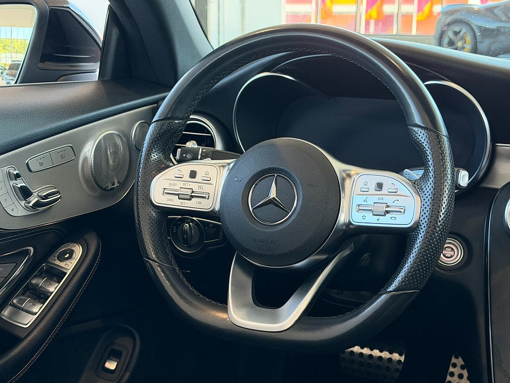 Mercedes-Benz C 300 AMG Cabriolet 258hk / Burmester / 360° / Navigation
