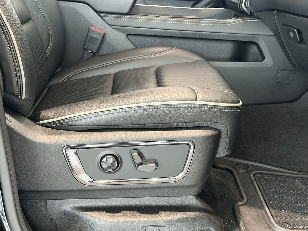 RAM 1500 Crew Cab 5.7 V8 HEMI 4x4 NIGHT / LIMITED / Sport Avgs