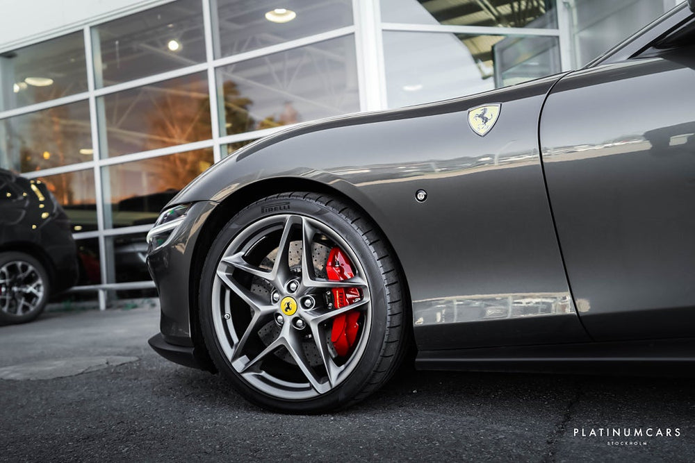 Ferrari Roma Spider 620hk / Carbon / LEASEBAR