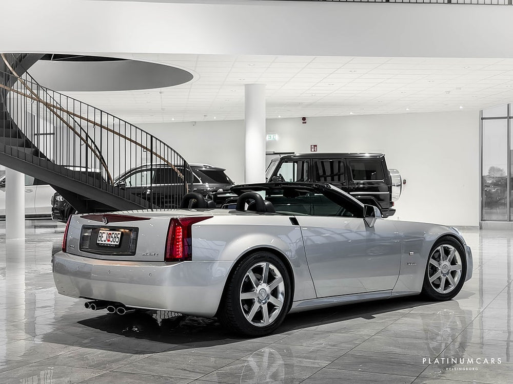 Cadillac XLR 4.6 V8 Hydra-Matic 320hk / Låga mil