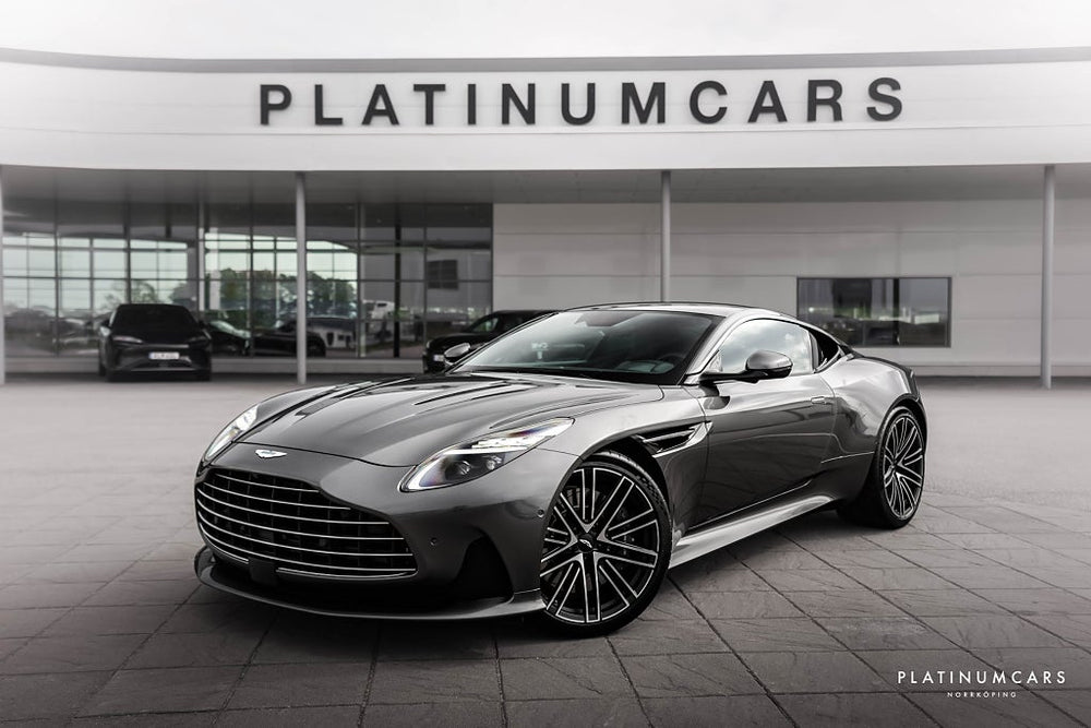 Aston Martin DB12 Coupé 680hk 2025 / "NY BIL" / LEASEBAR
