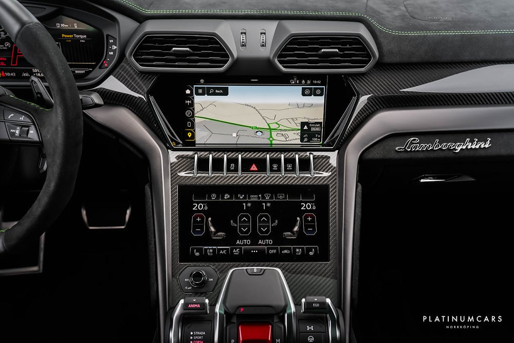 Lamborghini Urus Performante 666hk / AKRA / Full kolfiber