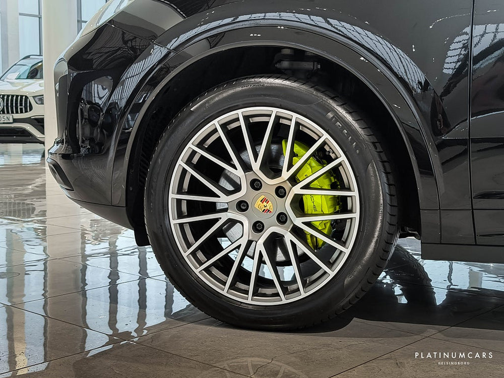 Porsche Cayenne E-Hybrid 462hk Platinum EDT / Sv.såld / Pano / BOSE