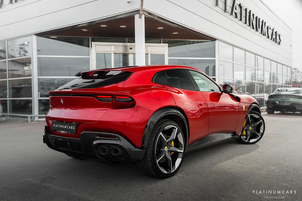 Ferrari Purosangue 6.5L V12 725hk 2026 / KOLFIBER / SE SPEC!