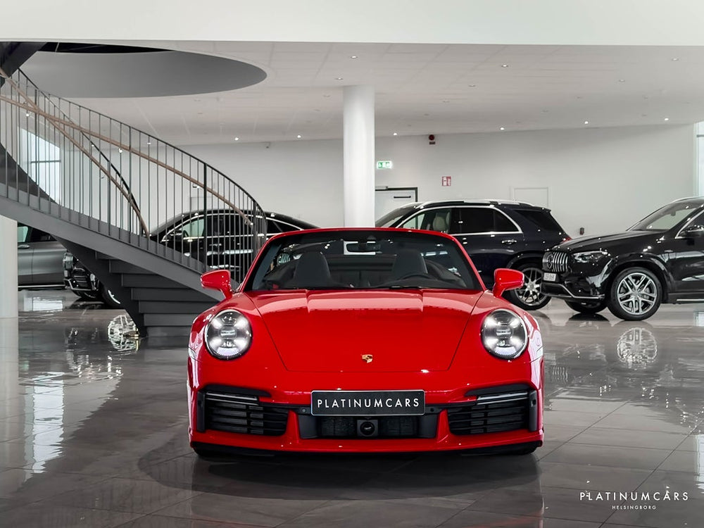 Porsche 911 Turbo S 992 Cabriolet 650hk / Sv.såld / LEASEBAR / Burmester