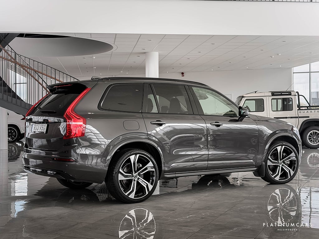 Volvo XC90 T8 AWD Ultra Dark 456hk / B&W / 22" / 7-sits / SE SPEC!