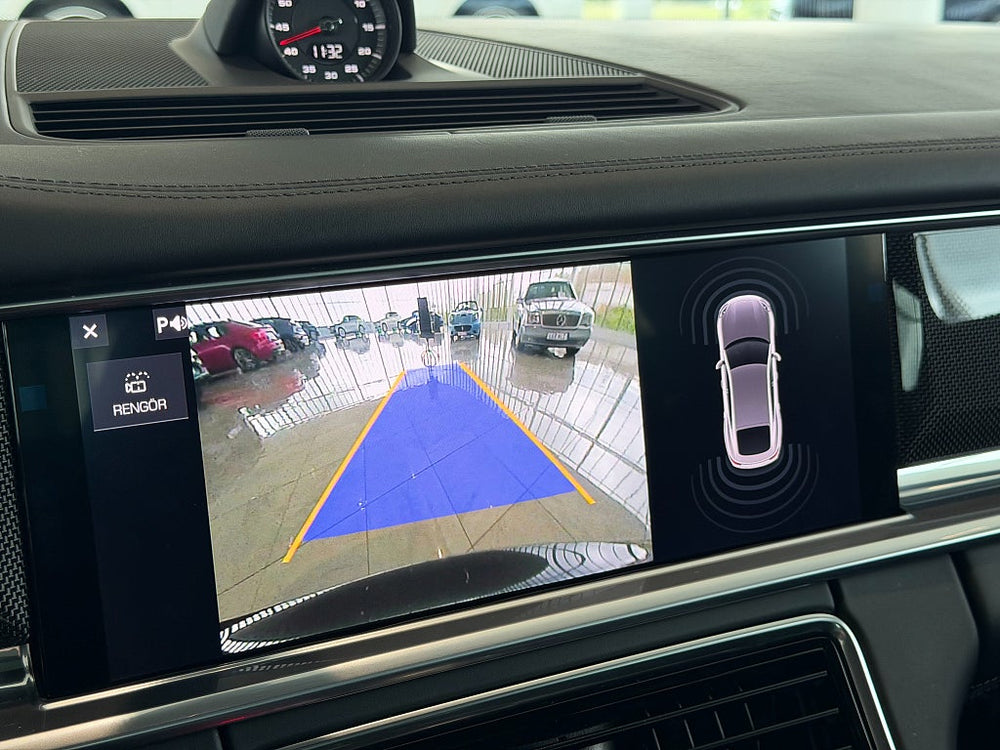Porsche Panamera 4S PDK 440hk / PASM / Sport Chrono / PDLS / Navi / BOSE