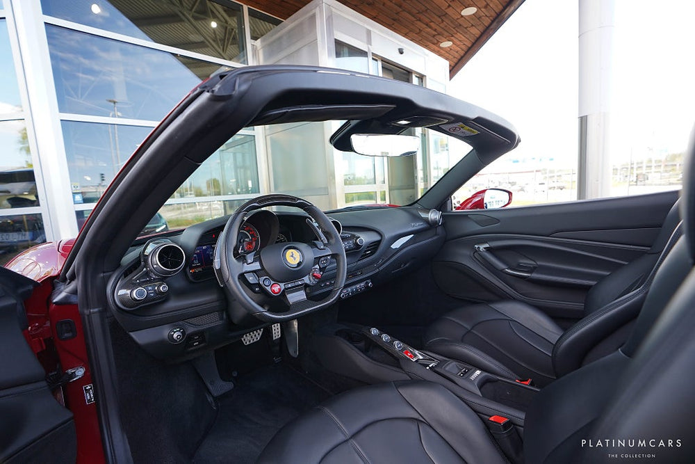 Ferrari F8 Spider 720hk / Lift / Kolfiber / SE SPEC!