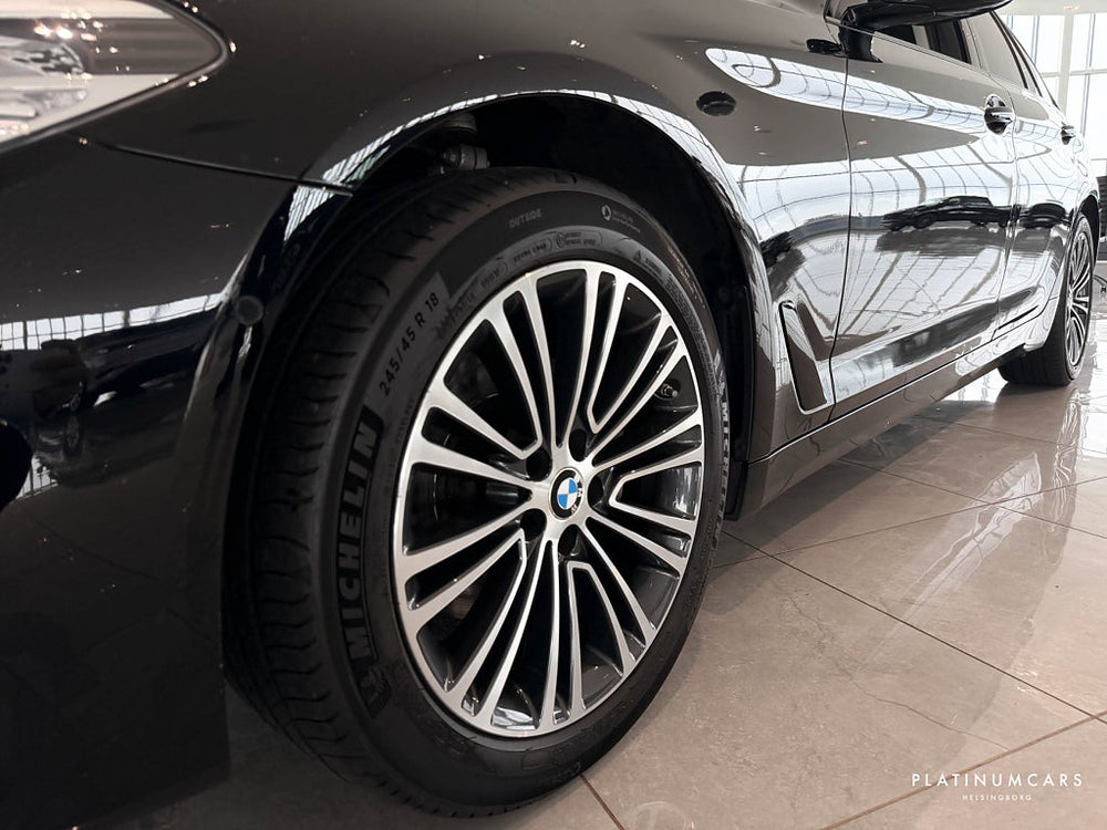 BMW 520d Touring Steptronic Sport line 190hk / Värmare