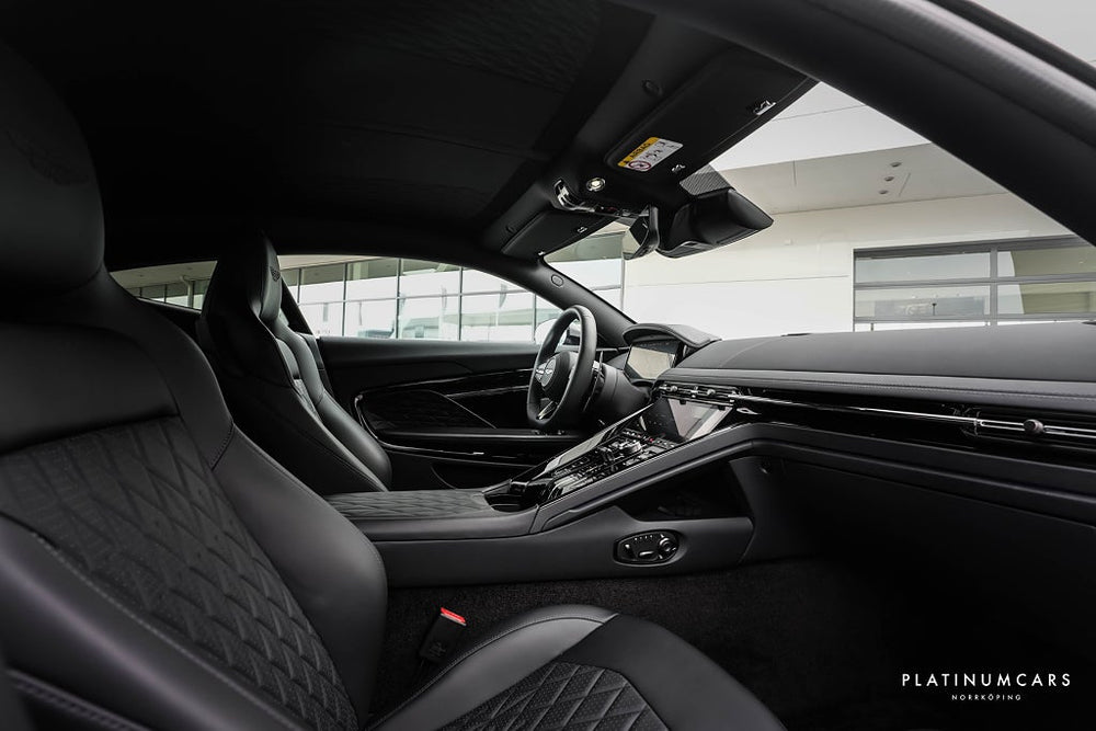 Aston Martin DB12 Coupé 680hk 2025 / "NY BIL" / LEASEBAR