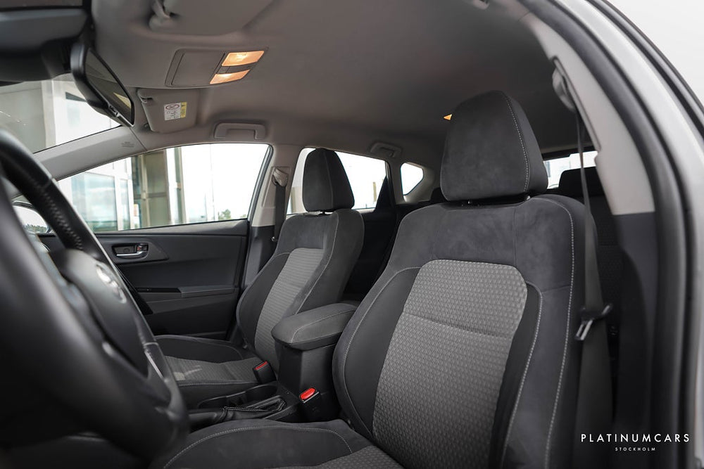 Toyota Auris Hybrid e-CVT Intense Edition