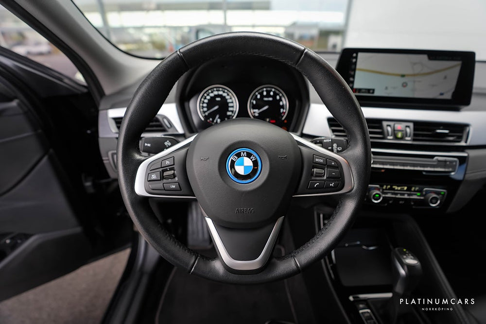 BMW X2 xDrive25e Steptronic Advantage 220hk / HUD / Sv.såld