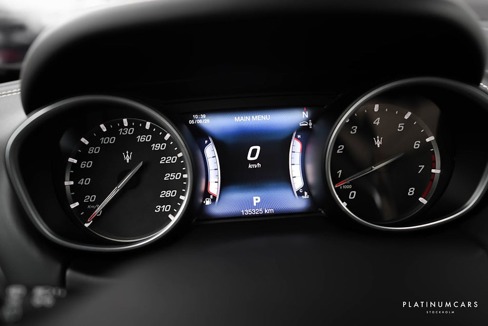 Maserati Levante S 430hk / Sv.Såld / Premium / Pano