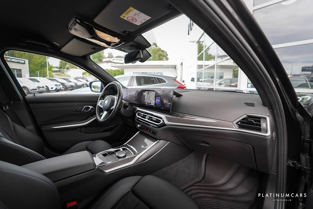 BMW 330e xDrive Sedan M Sport 292hk 2024 / LEASEBAR / Kolfiber