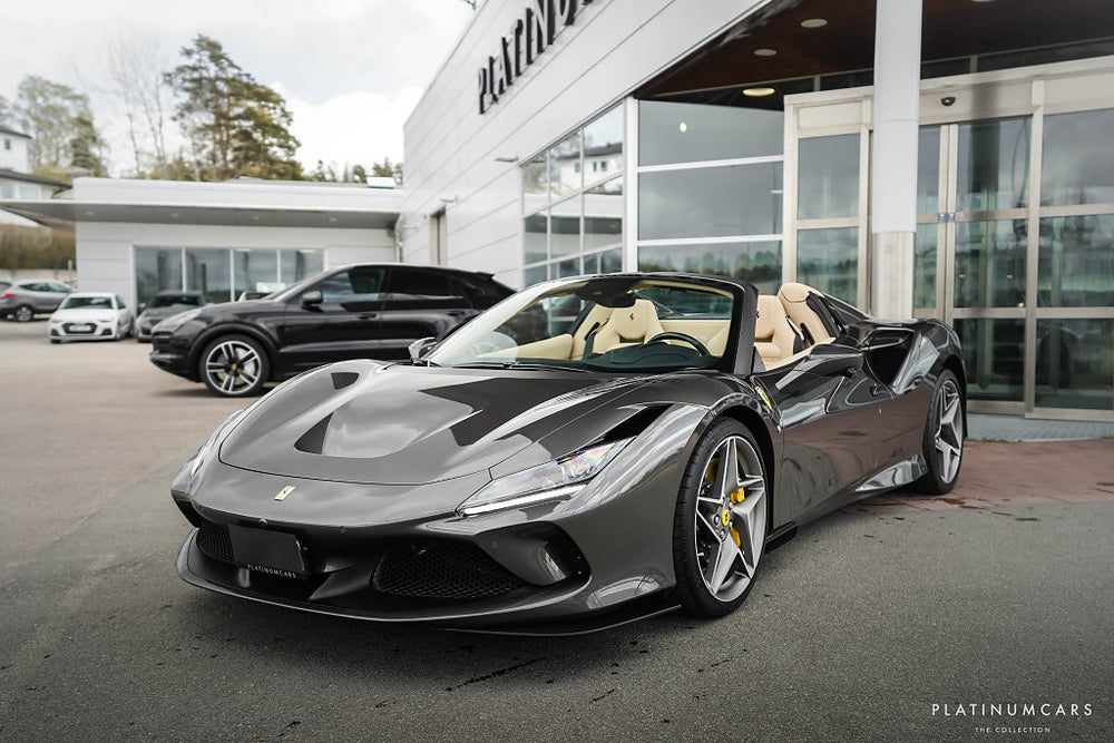 Ferrari F8 Spider 720hk / Kolfiber / Edizione Finale / Historical