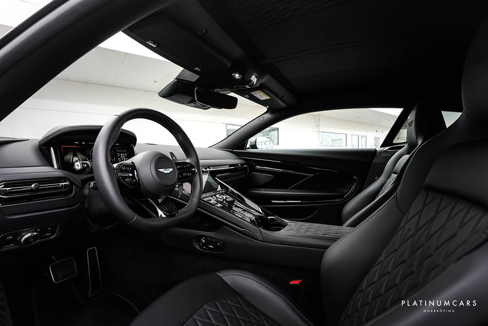 Aston Martin DB12 Coupé 680hk 2025 / "NY BIL" / LEASEBAR