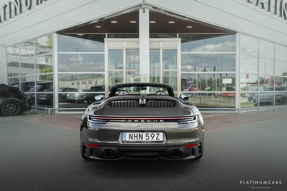 Porsche 911 992 Carrera S Cabriolet 450HK / LEASEBAR / SportDesign
