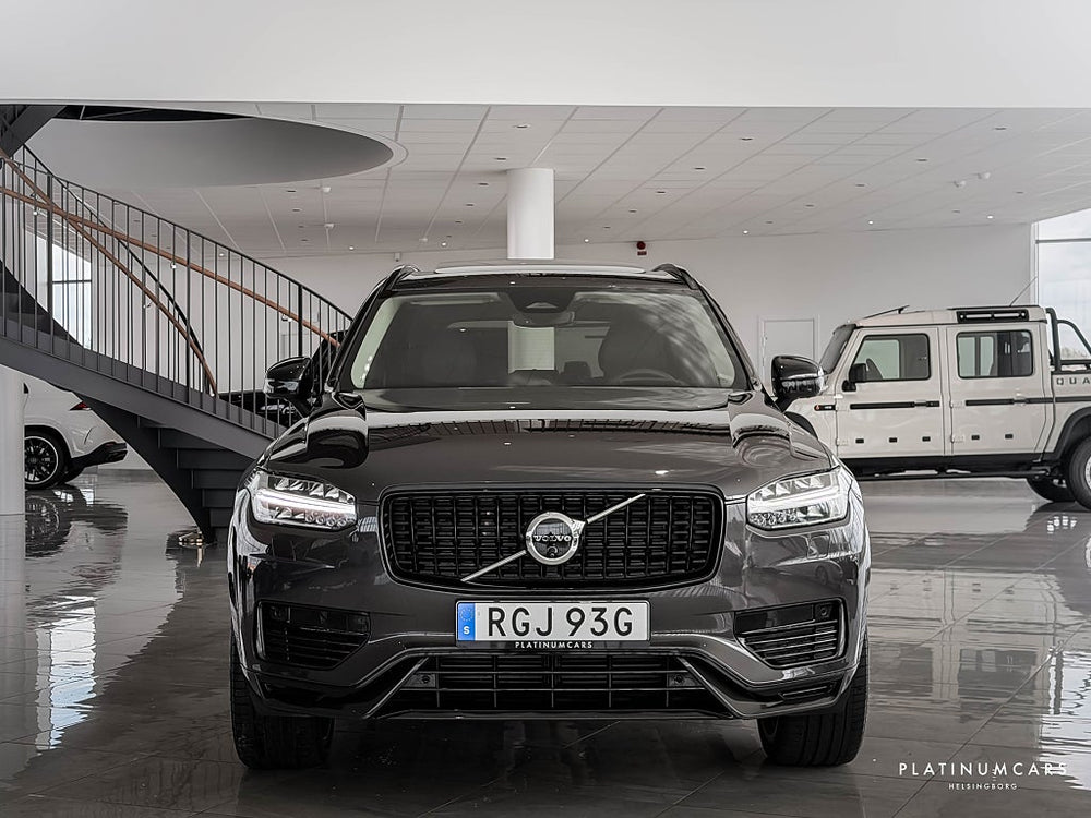 Volvo XC90 T8 AWD Ultra Dark 456hk / B&W / 22" / 7-sits / SE SPEC!