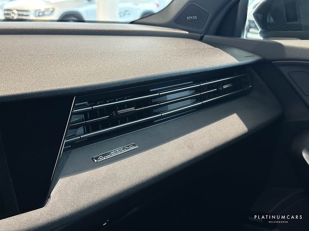Audi RS3 SPORTBACK 400HK / SV.SÅLD / SKALSTOL / KOLFIBER