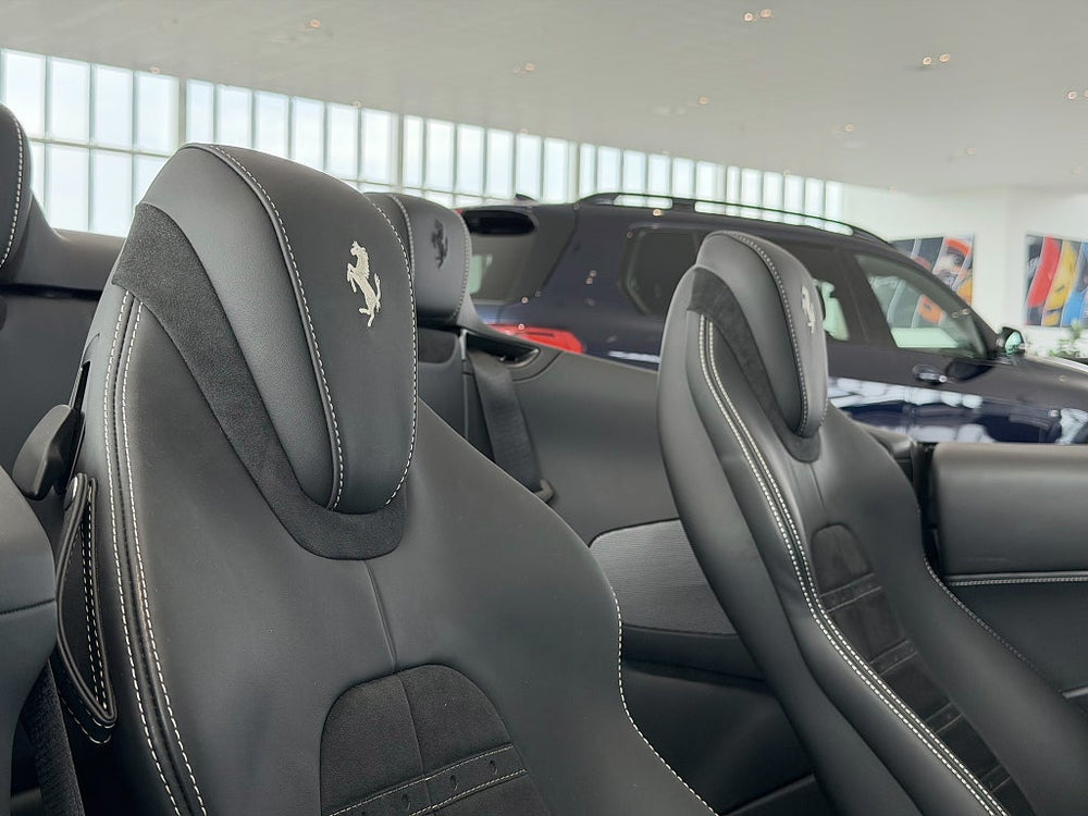 Ferrari Roma Spider V8 620hk / BluRoma
