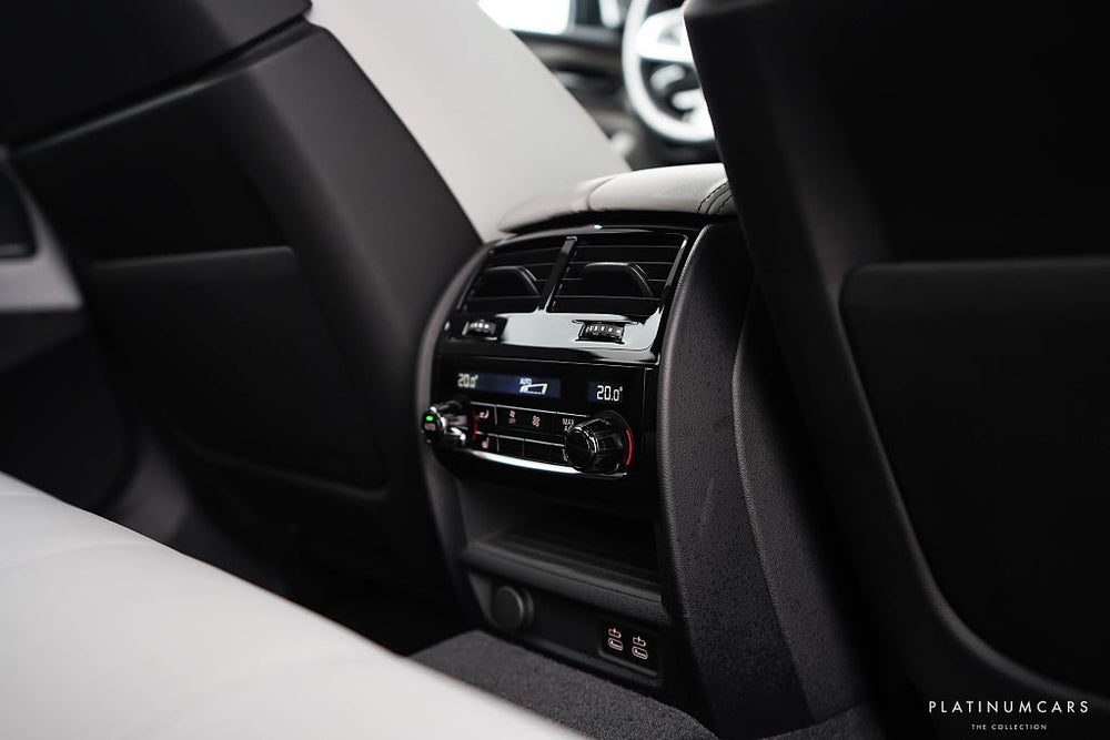 BMW M5 Competition 625hk / B&W / Kolfiber / Laser / SE SPEC!