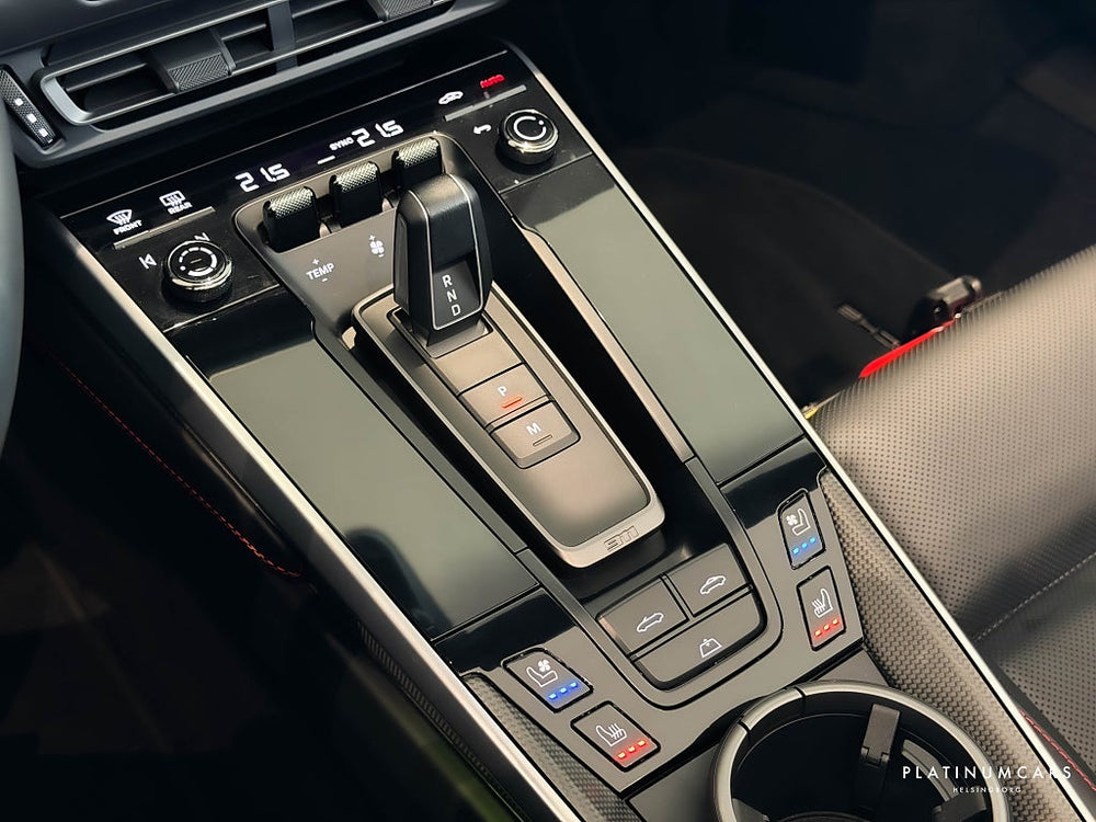 Porsche 911 Turbo S 992 Cabriolet 650hk / Sv.såld / LEASEBAR / Burmester