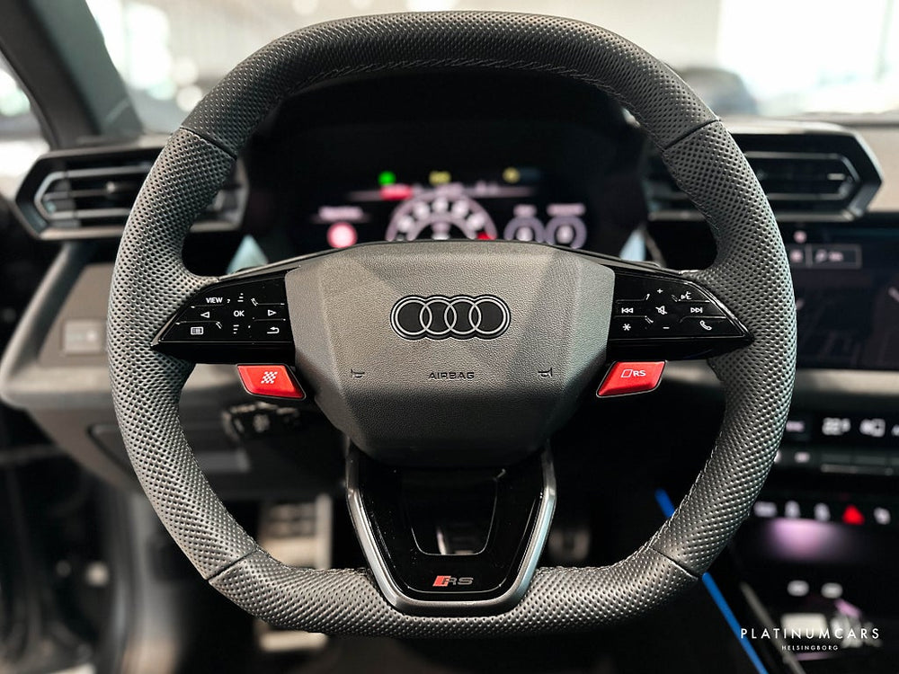 Audi RS3 SPORTBACK 400HK / SV.SÅLD / SKALSTOL / KOLFIBER