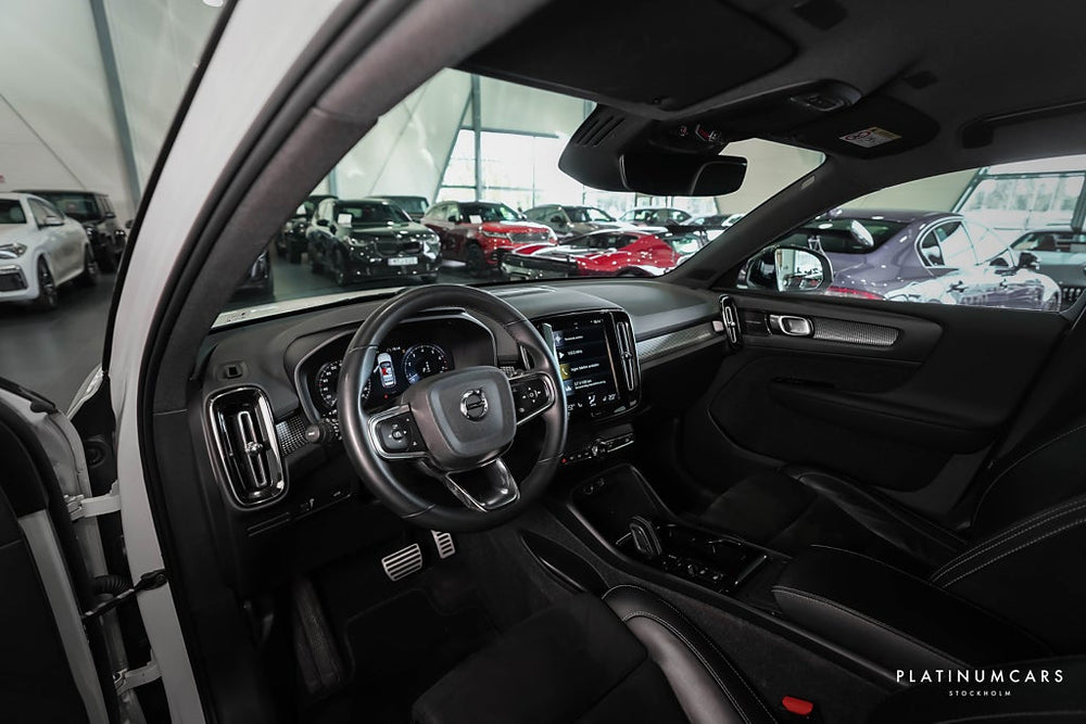 Volvo XC40 B4 AWD R-Design / LEASEBAR / H&K / Dragkrok