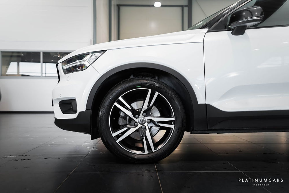 Volvo XC40 B4 AWD R-Design / LEASEBAR / H&K / Dragkrok