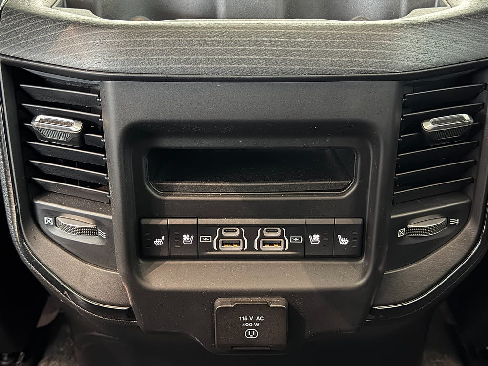 RAM 1500 Limited Night Edt Rambox Crew Cab / 5,7L V8 HEMI 401hk
