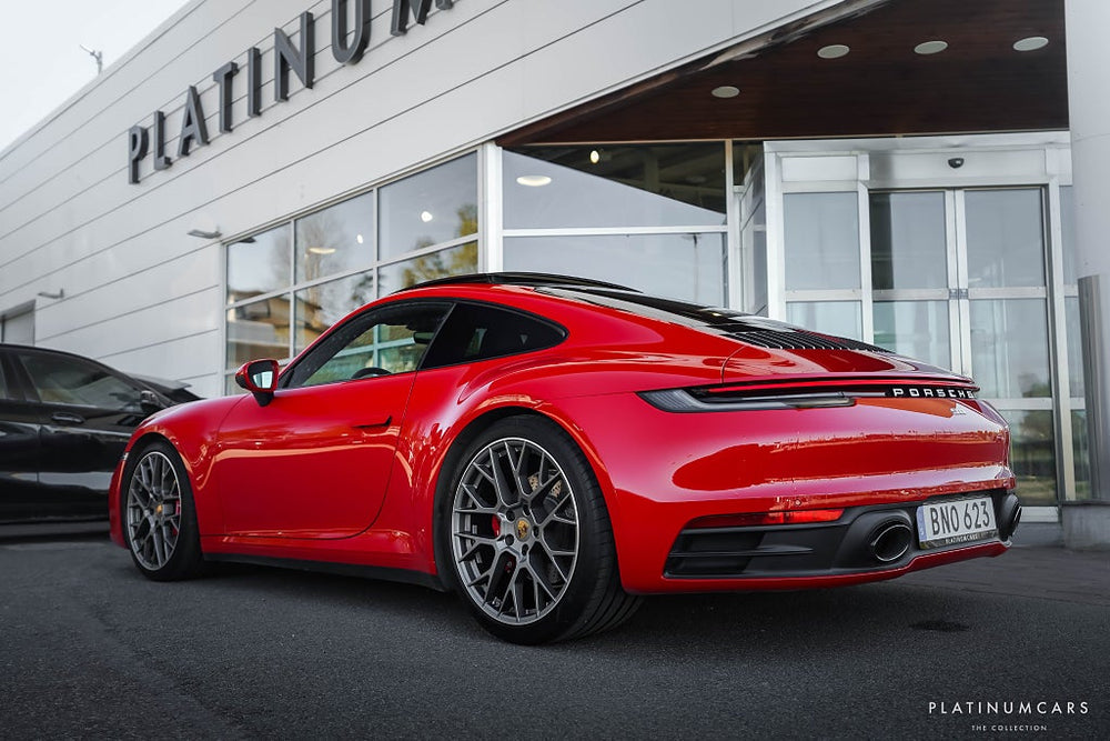 Porsche 911 992 Carrera 4S PDK 450hk / PDCC / Matrix / 18-vägs