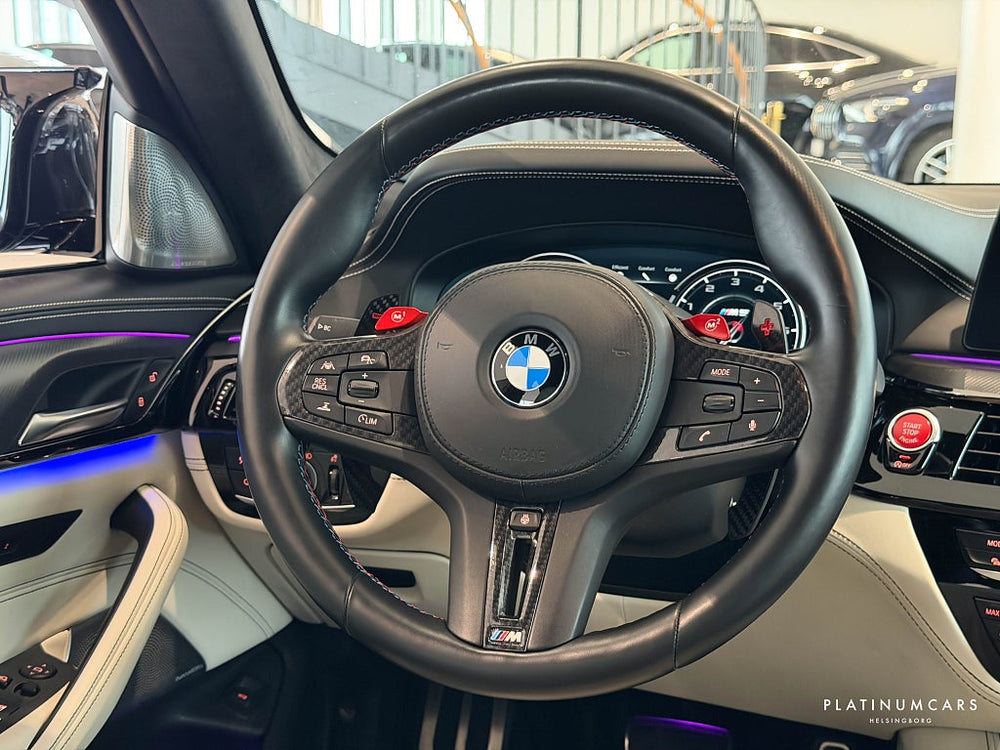 BMW M5 4.4 V8 AWD 600hk / Individual / B&W / HUD / Kolfiber