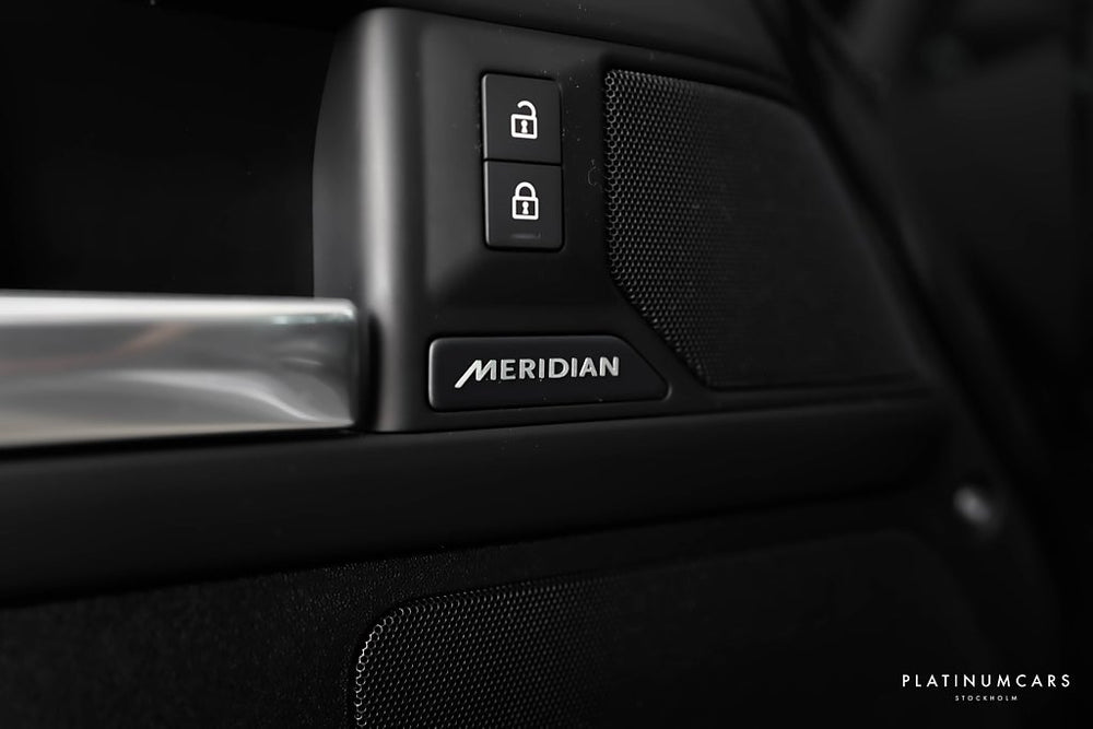 Land Rover Defender 110 V8 P425 X-Dynamic / LEASEBAR / Sv.Såld / Meridian