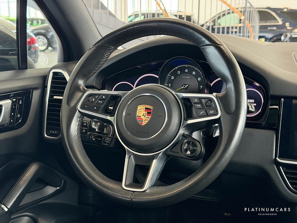 Porsche Cayenne E-Hybrid TipTronic S 462hk / Sv.såld / HUD / BOSE